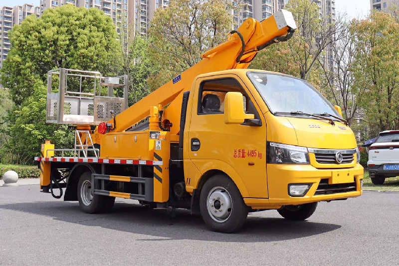 國六東風(fēng)途逸16米高空作業(yè)車（藍(lán)牌，伸縮臂）